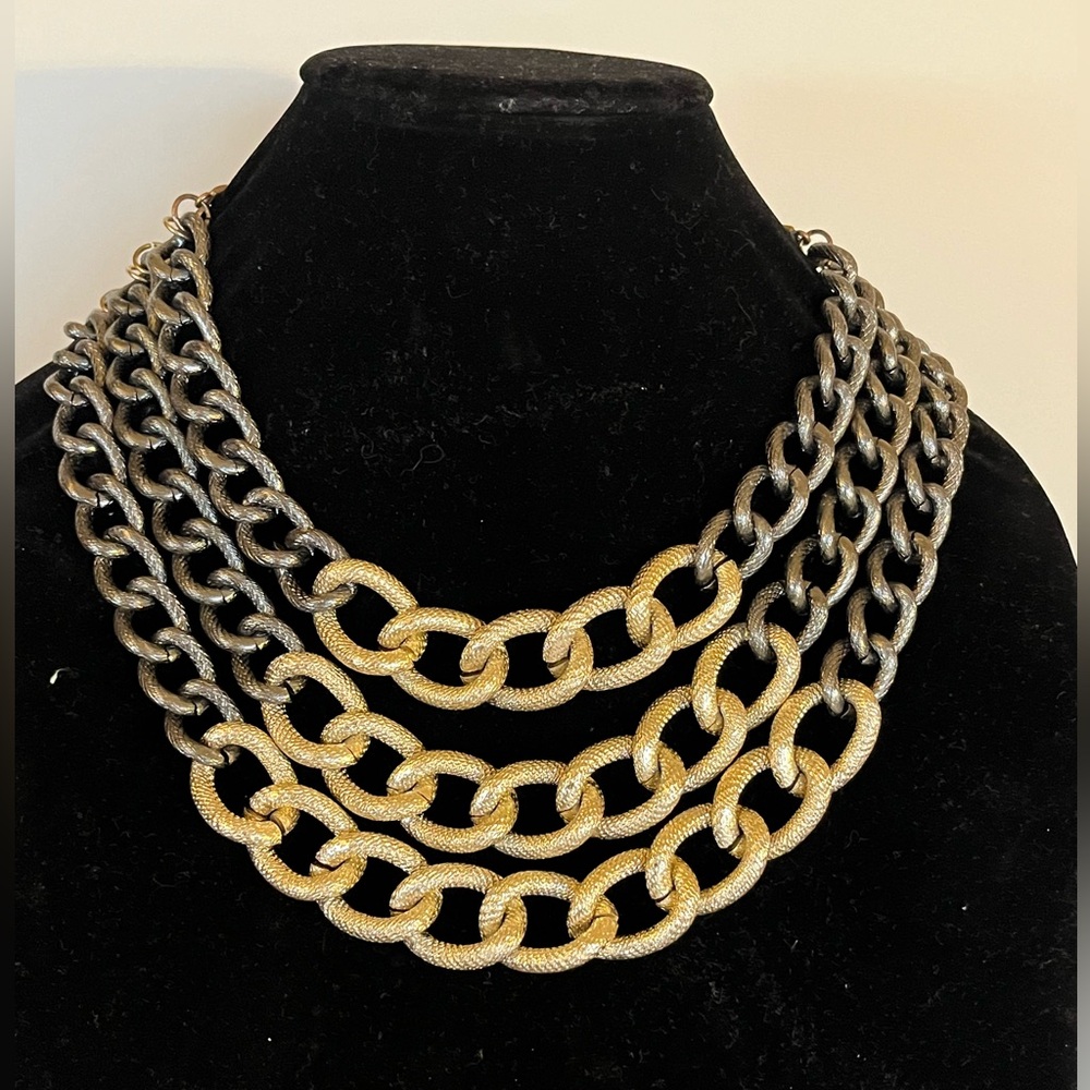 Vintage Lucia ~ Gold ~ Gunmetal Beautiful Link 🔗 Chain